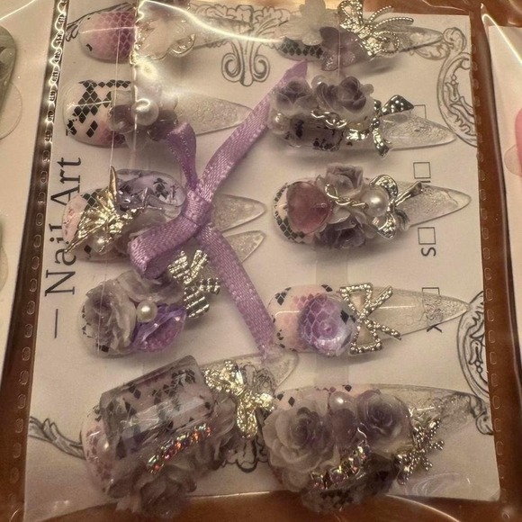 The Unbranded Brand Other - "Royal Bloom" Press-On Nail Set‎ – 3D Roses, Pearls & Butterfly Charms